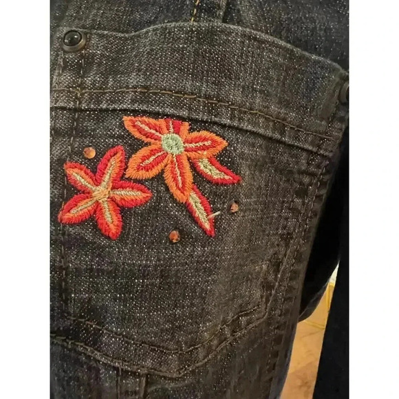 CAROLS DENIM BLACK JACKET NWT floral embroidry womens size small - Picture 3 of 9